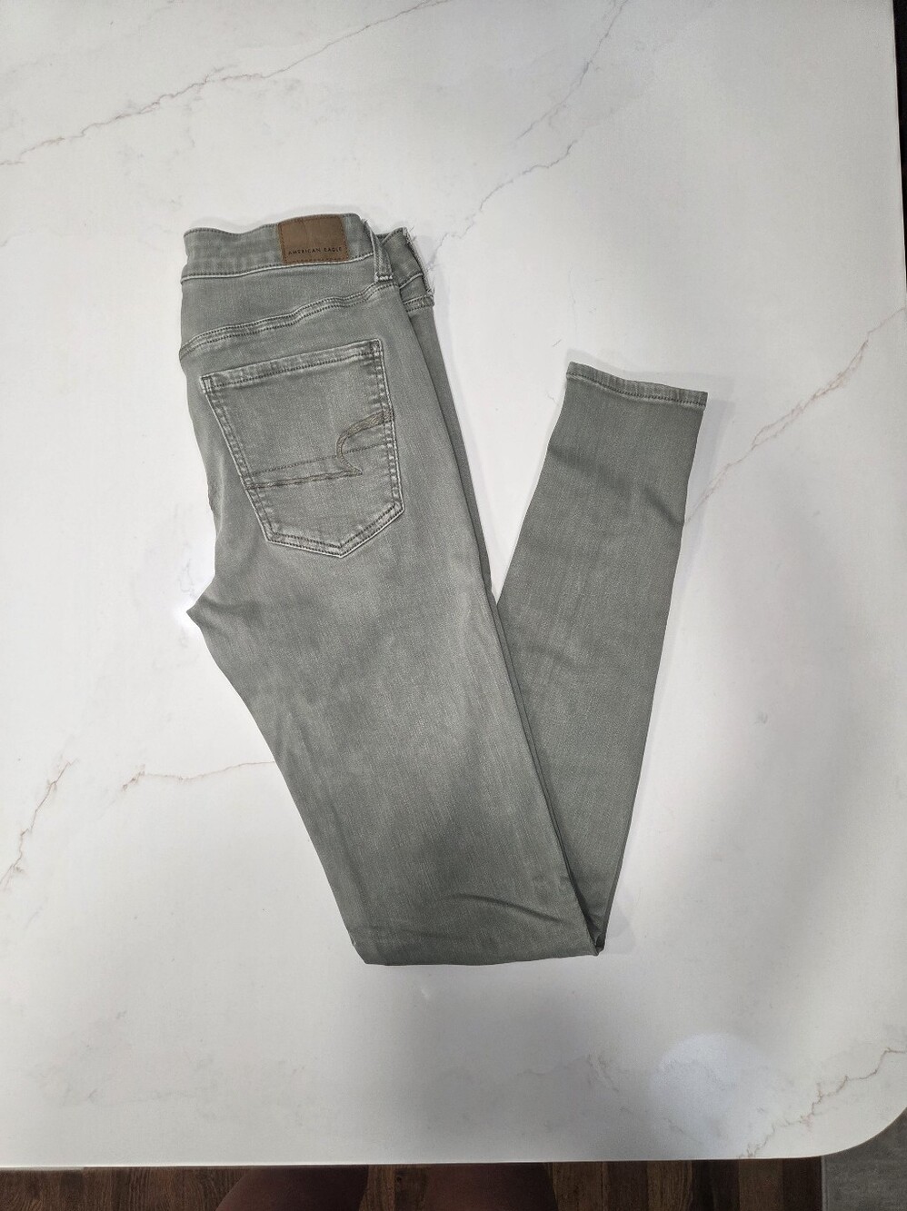 American Eagle Outfitters Sage Green Ne(x)t Level Stretch Jeans. 6 X-long